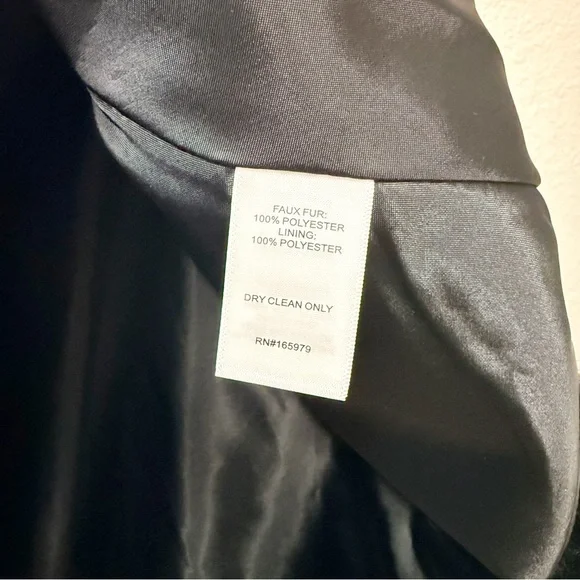 NWT Adrienne Landau Jet Black Faux Fur Evening Cape S/M NEW - Picture 5 of 7